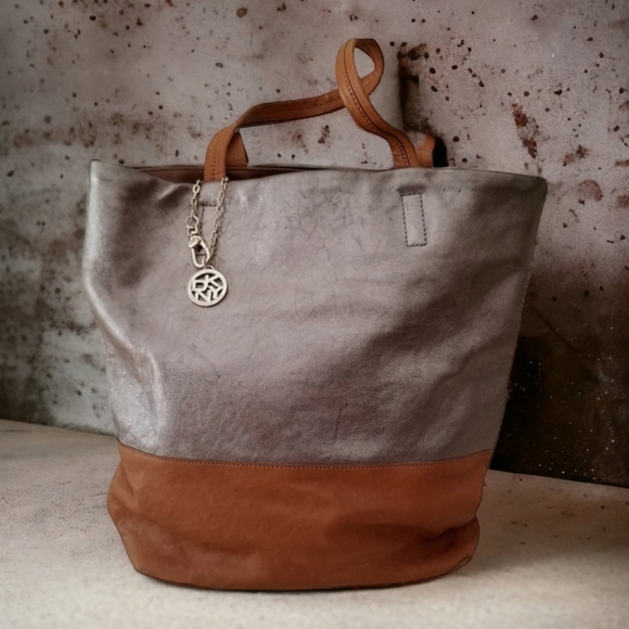 DKNY Donna Karan Soft Metallic Leather Tote Bag - Picture 2 of 15
